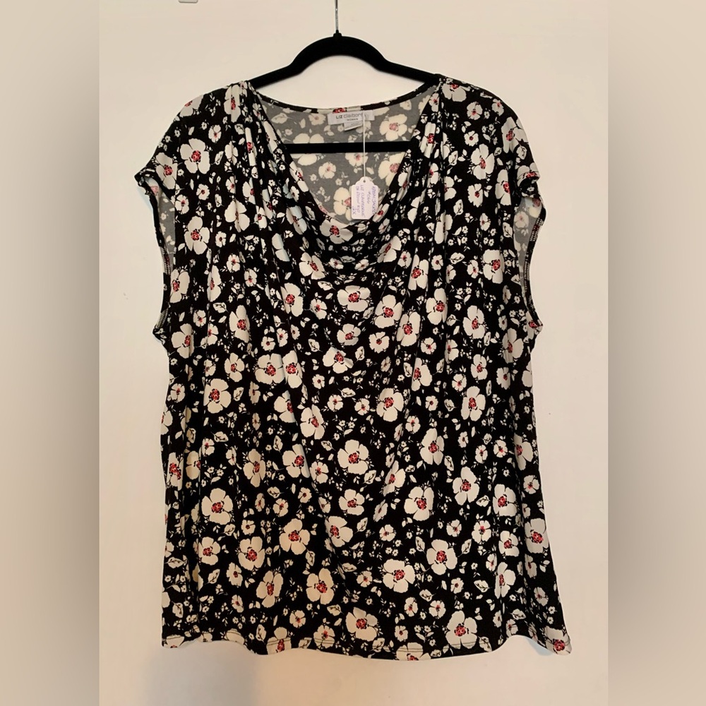 085 Liz Claiborne plus sleeveless top